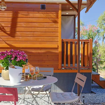 Roulotte Au Coeur Des Vignes, Campingplads Hyères