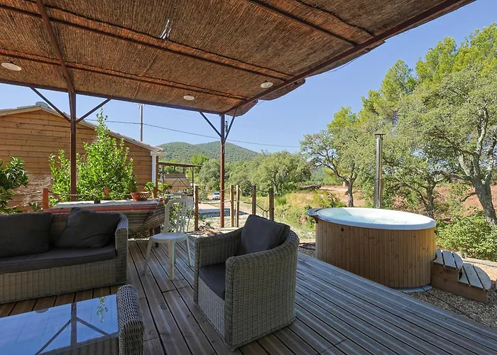 Camping Roulotte Au Coeur Des Vignes,
